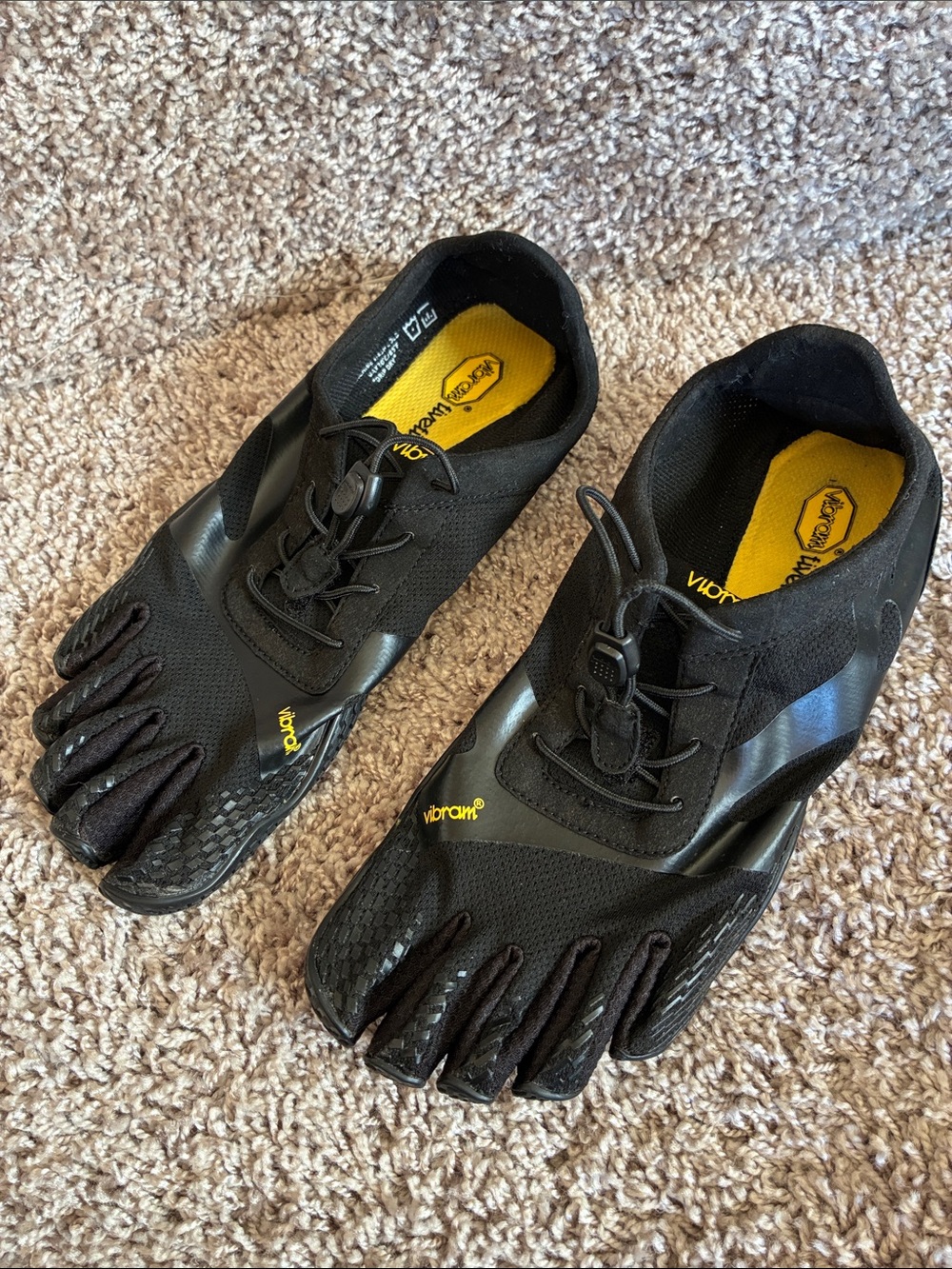 Vibram Women’s FiveFingers Black KSO EVO Minimalist Shoes size 41